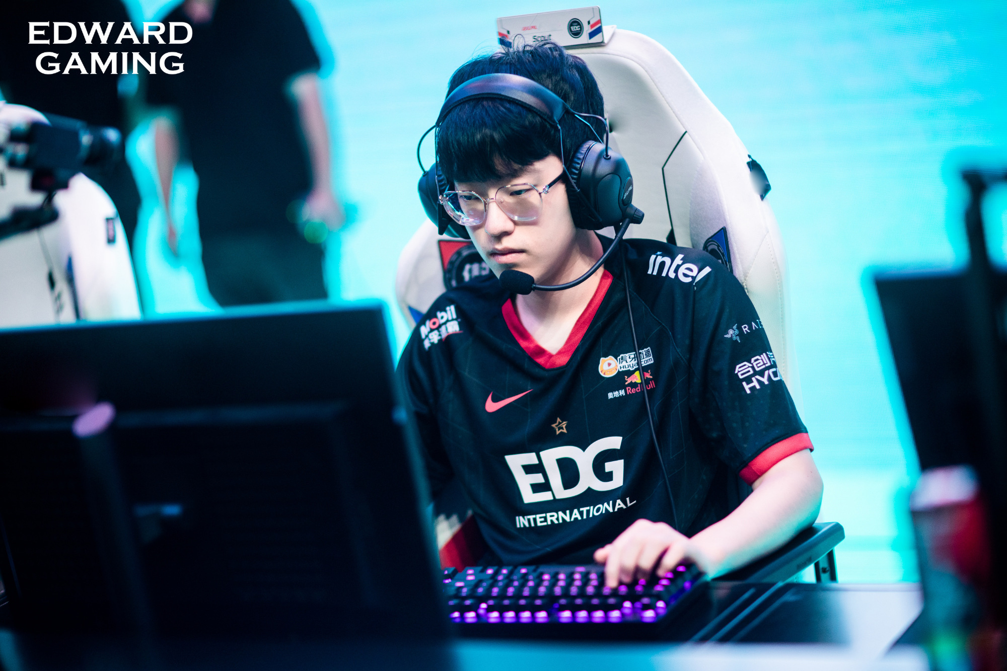 关于Scout回归赛场，连败首场状态亮眼，澳大利亚队观众沸腾！的信息