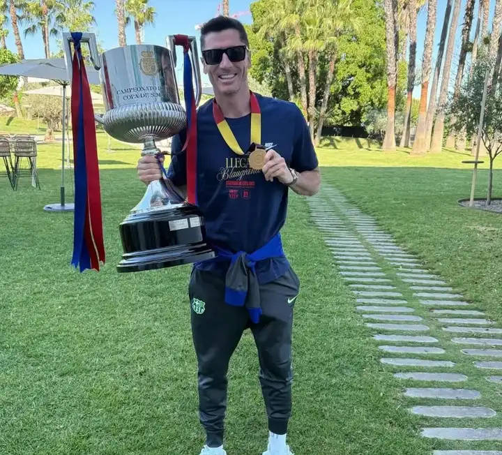 包含莱万多夫斯基在德国队比赛中出色防守，爆冷引发热议！的词条